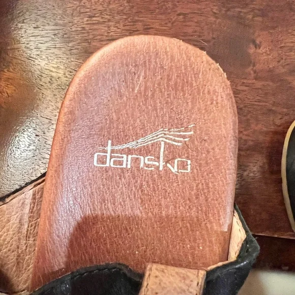 Dansko Black Flats with Comfort and Style - Picture 2 of 3